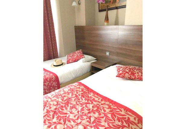 Twin room at Hotel Oliver